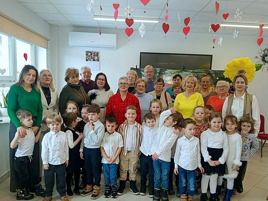 Dzień Babci i Dziadka w Klubie Senior+ w Ciechanowcu